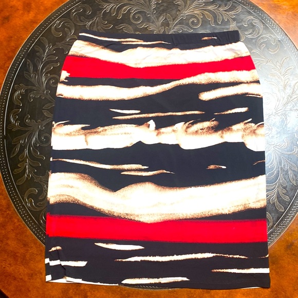 Rafaela Studio Long Skirt - Picture 2 of 5